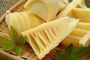 Tin mới về y tế ngày 17/6: Nguy kịch do ăn măng chua; WHO cảnh báo về siro ho nhiễm độc