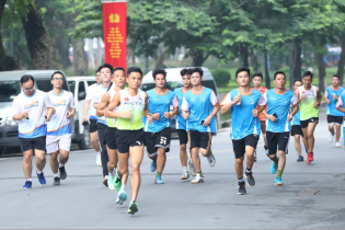 Người Hà Nội với những bước chân vì cộng đồng