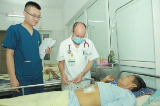 Cảnh báo các bệnh nguy hiểm do thói quen ăn thịt tươi sống