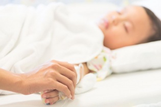 Cảnh giác với viêm cơ tim cấp, đột quỵ ở người trẻ