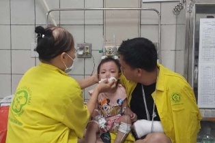 Bệnh viện Bạch Mai đang điều trị cho 24 nạn nhân vụ cháy chung cư mini
