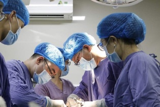 Tin mới về y tế ngày 25/9: Suy đa tạng, tử vong vì bị ong đốt; Cảnh báo dấu hiệu ung thư lưỡi