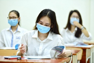Nên thi tốt nghiệp trung học phổ thông với hai môn bắt buộc?