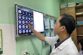 Tin mới về y tế ngày 12/12: Phẫu thuật thành công cho bệnh nhân Parkinson