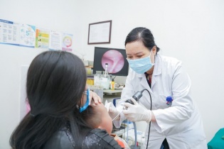 Viêm họng mùa lạnh: Cẩn trọng biến chứng