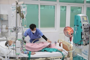 Các bệnh viện nỗ lực chống rét cho bệnh nhân