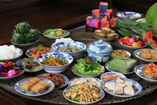Hệ lụy từ "mâm cao cỗ đầy"