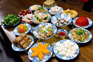Lưu ý dinh dưỡng ngày Tết cho người mắc bệnh mạn tính
