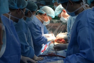 Luật Khám bệnh, chữa bệnh mới có tác động ra sao tới ngành y tế?