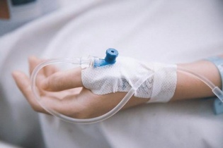 Tự ý truyền đạm tại nhà: Thói quen gây hậu họa khôn lường