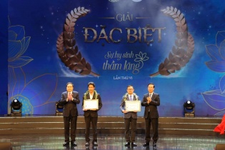 Tôn vinh Thầy thuốc Việt Nam và trao giải Cuộc thi viết “Sự hy sinh thầm lặng”