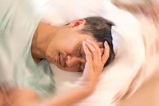 Khuyến cáo điều cần làm và không làm với bệnh nhân đột quỵ