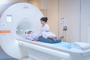 Tin mới y tế ngày 6/3: Nâng cao nhận thức của người dân về bệnh ung thư