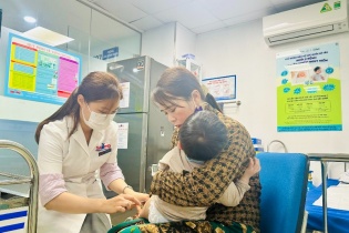 Ho gà tăng, phụ huynh cần làm gì để phòng tránh cho trẻ?