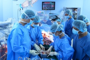 Tin mới y tế ngày 20/5: Ghép tim hồi sinh sự sống cho nữ bệnh nhân 39 tuổi