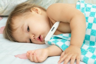 Chậm điều trị viêm não, trẻ mắc biến chứng nặng