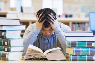 Áp lực thi cử ở học sinh: Lời cảnh tỉnh cho phụ huynh