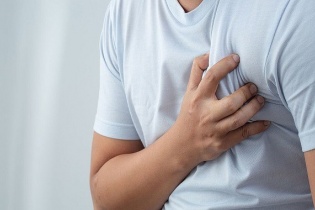 Tăng huyết áp gây chảy máu thân não ở người trẻ tuổi