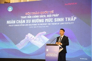 Ngăn chặn xu hướng mức sinh thấp, cách nào?