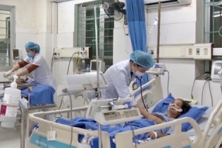 Tin mới y tế ngày 7/9: Nhiều bệnh viện dừng khám bệnh theo yêu cầu do bão