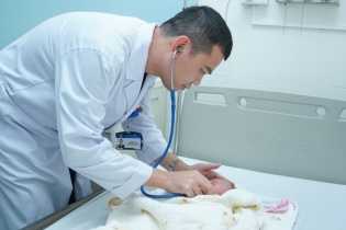 Cứu sống bệnh nhi 11 ngày tuổi mắc bệnh tim bẩm sinh