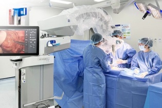 Thế hệ con một và áp lực chữa vô sinh