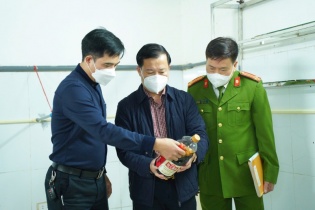 Hà Nội tăng cường kiểm tra an toàn thực phẩm Tết và mùa lễ hội năm 2025