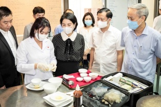 Giảm ngộ độc thực phẩm tập thể, cách nào?