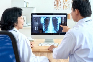 Bé gái 12 tuổi phát hiện bệnh tăng áp phổi do dị tật mạch máu hiếm gặp