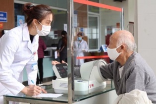 Hướng dẫn thanh toán chi phí thuốc, thiết bị y tế trực tiếp cho người có thẻ bảo hiểm y tế