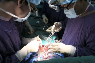 Tin mới y tế ngày 14/1: Kỷ lục ghép tạng tại Bệnh viện Hữu nghị Việt Đức