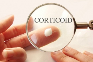 Cẩn trọng với mỹ phẩm chứa corticoid