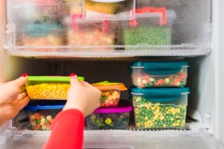 Tích trữ đồ ăn dịp Tết, làm sao để tránh gây hại?