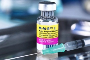 Mở rộng quy mô chiến dịch tiêm vắc-xin phòng sởi tại nhiều tỉnh, thành