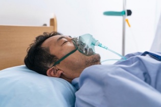 Thời tiết nồm ẩm nguy hiểm với bệnh nhân mạn tính