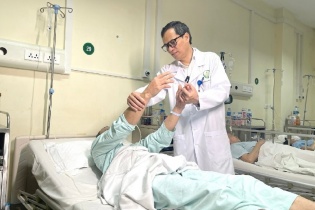 Tin mới y tế ngày 5/3: Hướng đi mới trong phẫu thuật thần kinh