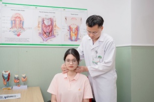 Cập nhật kỹ thuật tiên tiến trong điều trị bệnh lý tai mũi họng