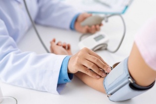 Cảnh giác với biến chứng nguy hiểm của tăng huyết áp