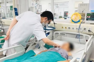 Nguy hiểm khôn lường khi người dân tự ý tiêm khớp