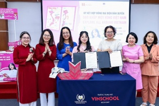 Sách Dạo khắp một vòng Việt Nam và hành trình yêu nước của một "trái tim nhỏ"