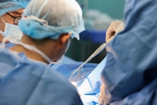 Tạm ngưng hoạt động phẫu thuật tại Bệnh viện Thẩm mỹ Paris 