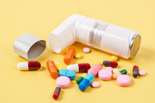 Suy tuyến thượng thận và biến chứng nguy hiểm vì lạm dụng thuốc giảm đau