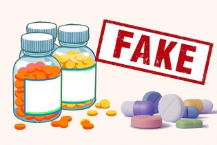 Cần cả hệ thống vào cuộc chống vấn nạn thuốc giả