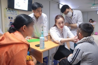 Hành trình hồi sinh nụ cười cho những trẻ không may mắn