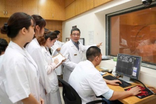 Đại học Y Dược lần đầu tiên có chương trình thạc sỹ y khoa bằng tiếng Anh cho học viên quốc tế