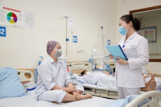 Tin mới y tế ngày 13/8: Thành lập 4 đoàn kiểm tra chất lượng bệnh viện Tin mới y tế ngày 13/8: Thành lập 4 đoàn kiểm tra chất lượng bệnh viện