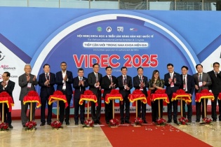 Ứng dụng công nghệ hiện đại nâng cao chất lượng chăm sóc răng miệng tại Việt Nam