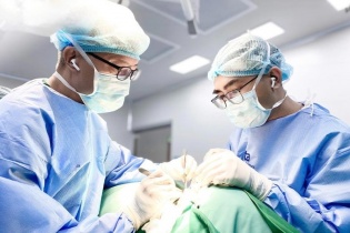 Hút thuốc lá làm tăng nguy cơ ung thư miệng nhiều lần