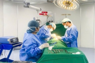 Tin mới y tế ngày 4/9: Nâng chuẩn an toàn xạ trị tại Việt Nam bằng công nghệ quốc tế Tin mới y tế ngày 4/9: Nâng chuẩn an toàn xạ trị tại Việt Nam bằng công nghệ quốc tế