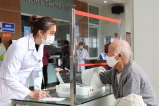 Giữ vững vai trò then chốt của y tế cơ sở trong chính quyền địa phương 2 cấp